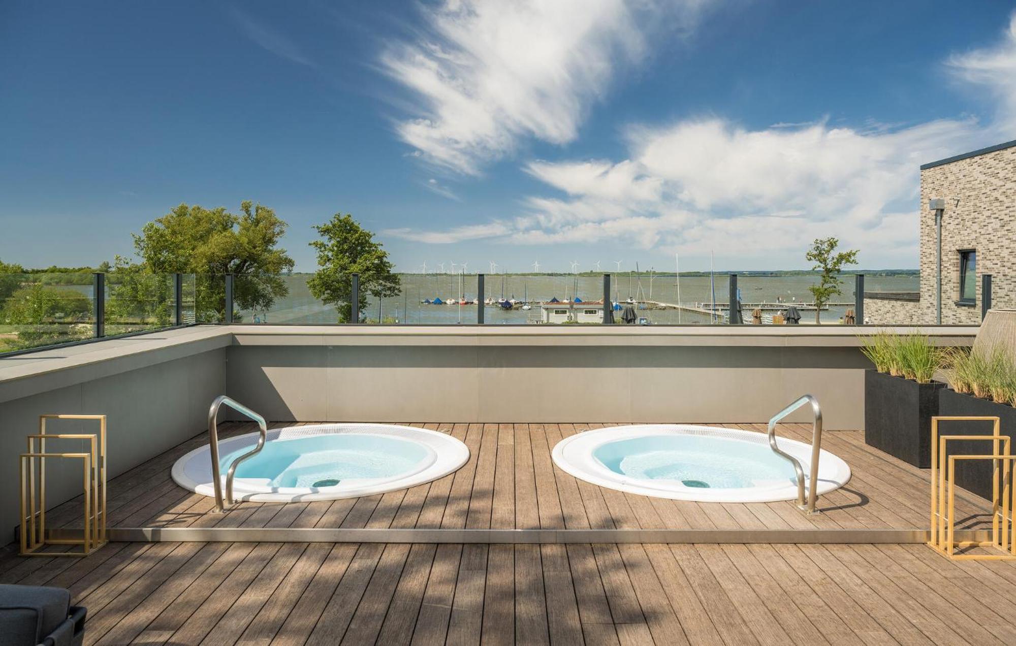 Penthouse Comfort Лембрух Экстерьер фото