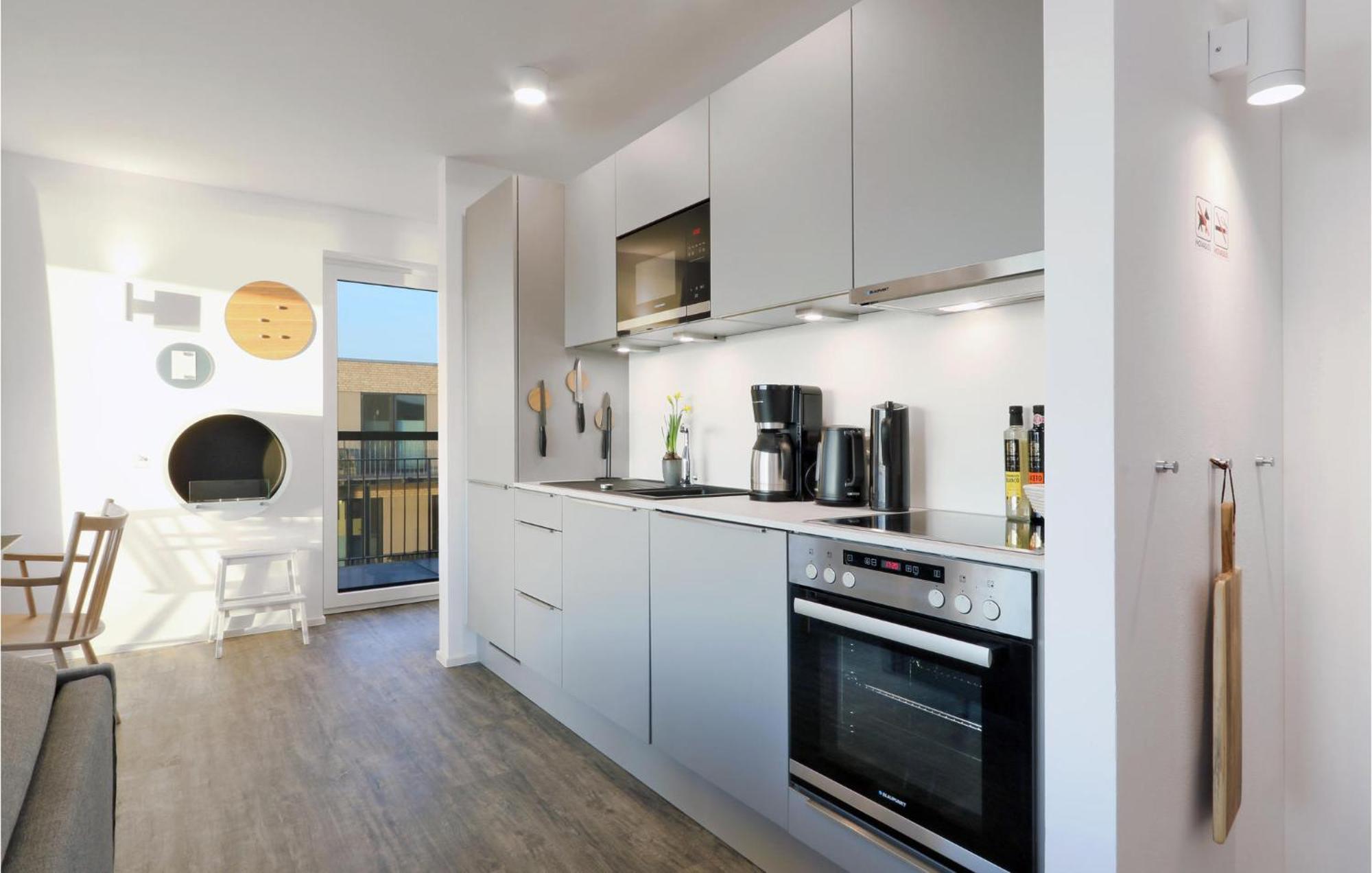 Penthouse Comfort Лембрух Экстерьер фото