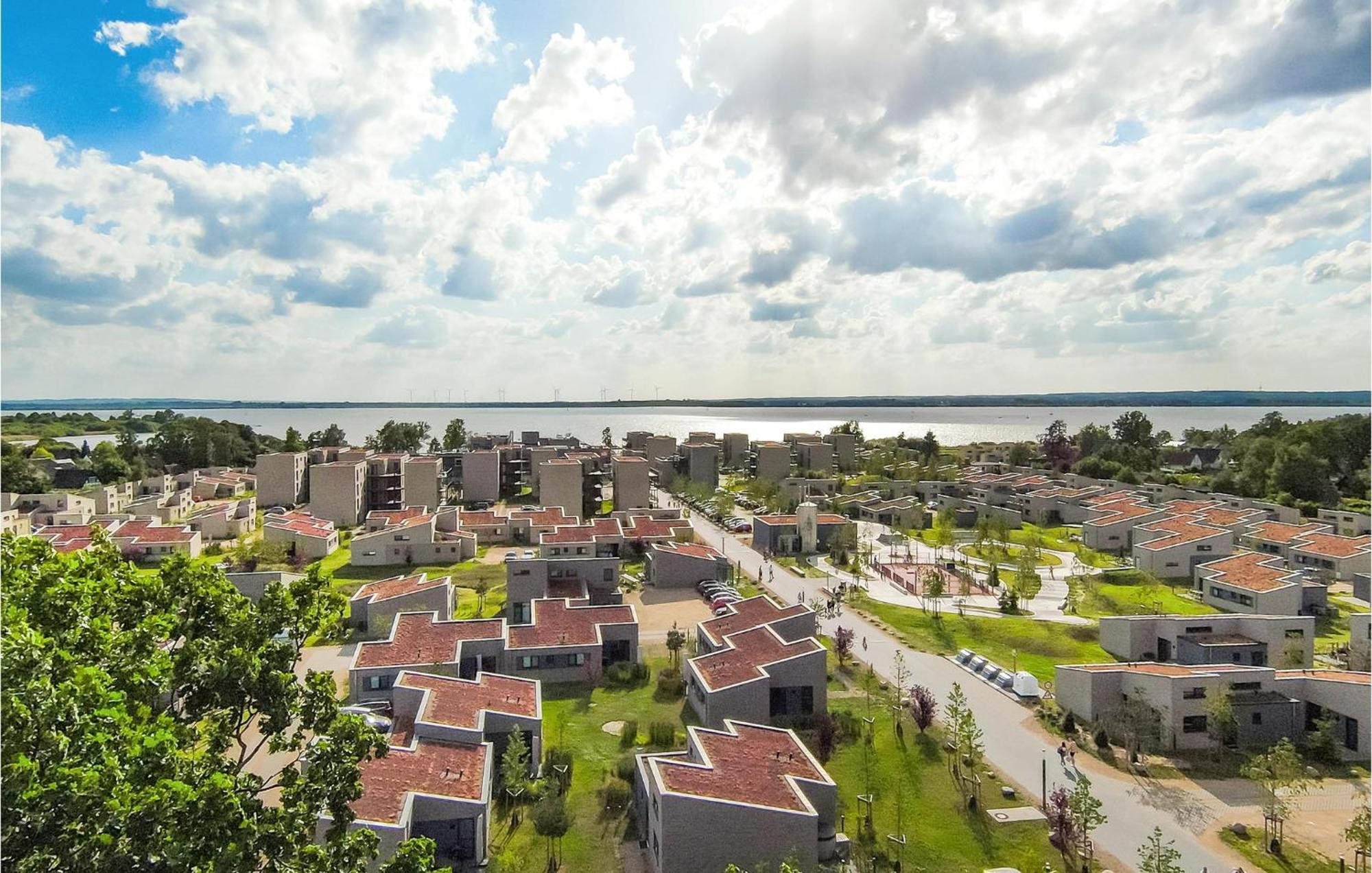 Penthouse Comfort Лембрух Экстерьер фото