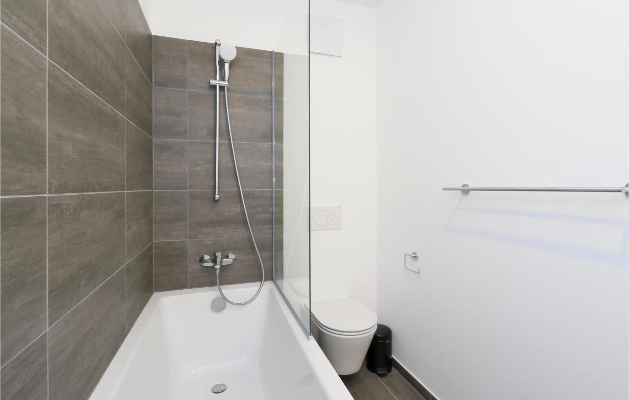Penthouse Comfort Лембрух Экстерьер фото